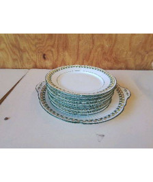 SERVICE À DESSERT VERT MOTIF CARRÉ ( PLAT+7 ASSIETTES )