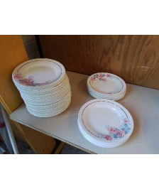 ASSIETTE PLATE SERGUEMINES AVEC MOTIF ROSES 