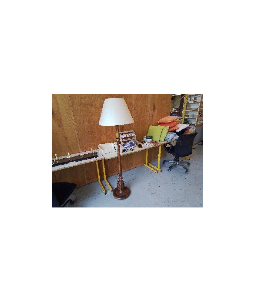 LAMPADAIRE PIEDS EN BOIS