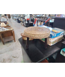 TABOURET RUSTQUE EN CORDE