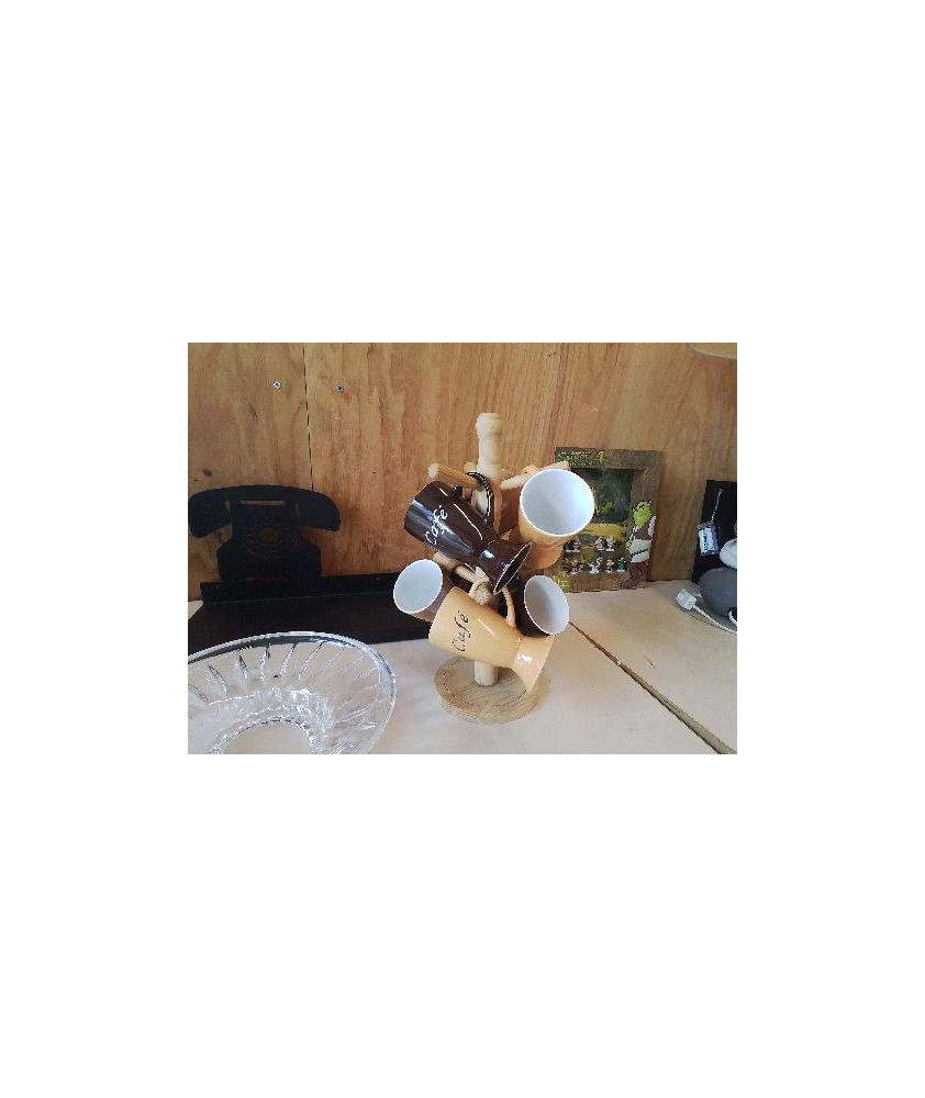 TOUR A TASSE