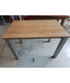 TABLE DE CUISINE 