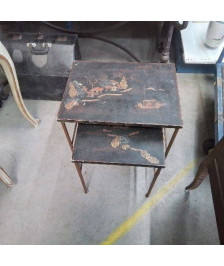 TABLE GIGOGNE EN LAC DE CHINE
