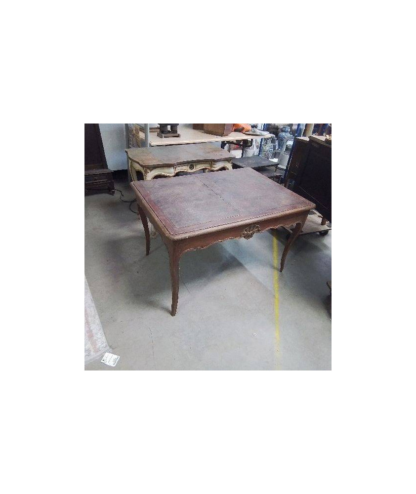 TABLE LOUIS XV A RESTAURER 