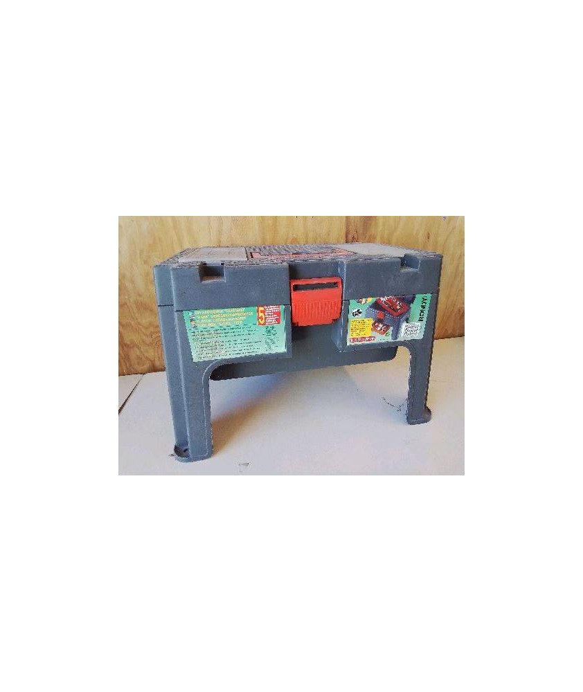 MARCHE PIED - BOITE A OUTILS 