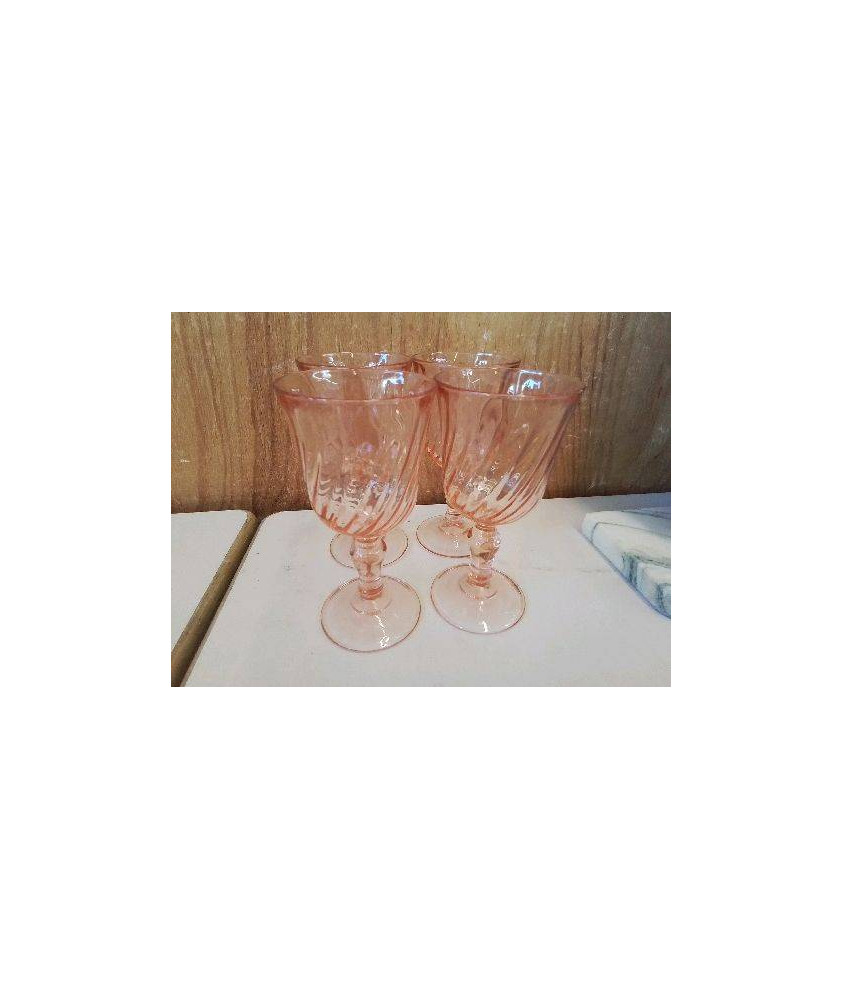 LOT DE 4 VERRES A PIEDS