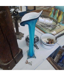 VASE BLEU