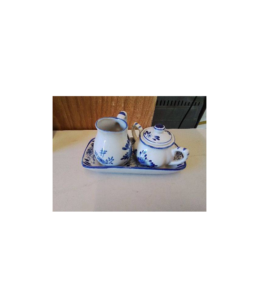 ENSEMBLE EN PORCELAINE 
