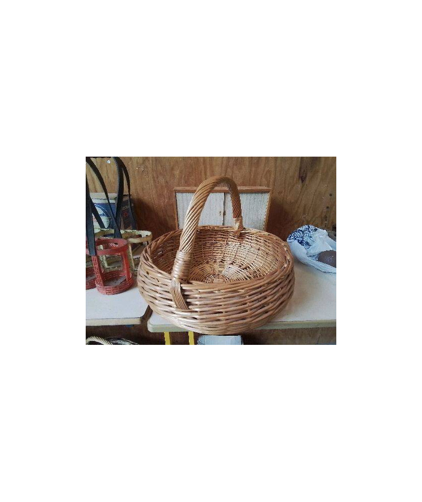 PANIER EN ROTIN 