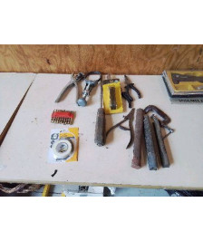 OUTILS DE BRICOLAGE 