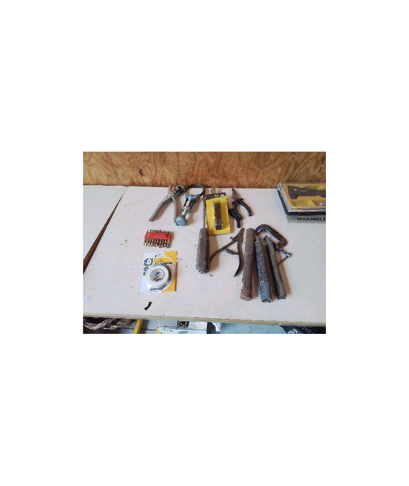 OUTILS DE BRICOLAGE 