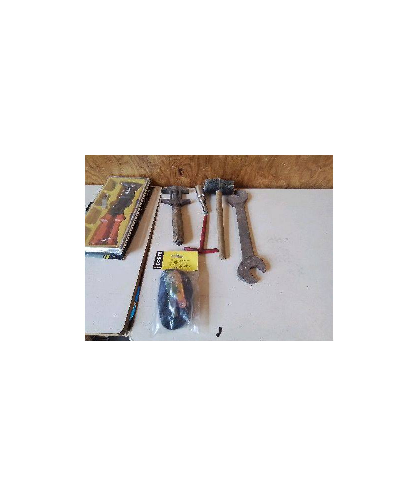 OUTILS DE BRICOLAGE 