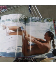 LIVRE ’ELLES ONT POSÉ POUR LUI’ JP BOURGEOIS