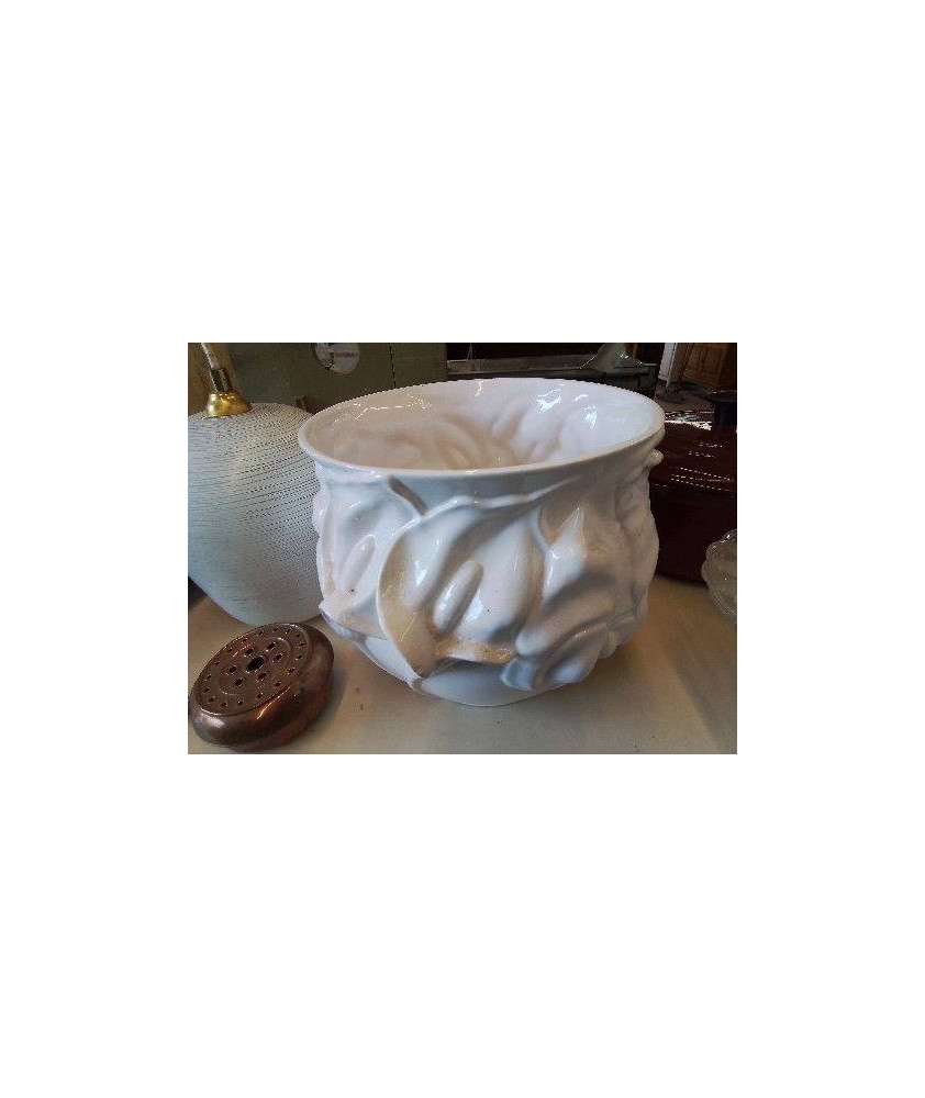 CACHE POT 