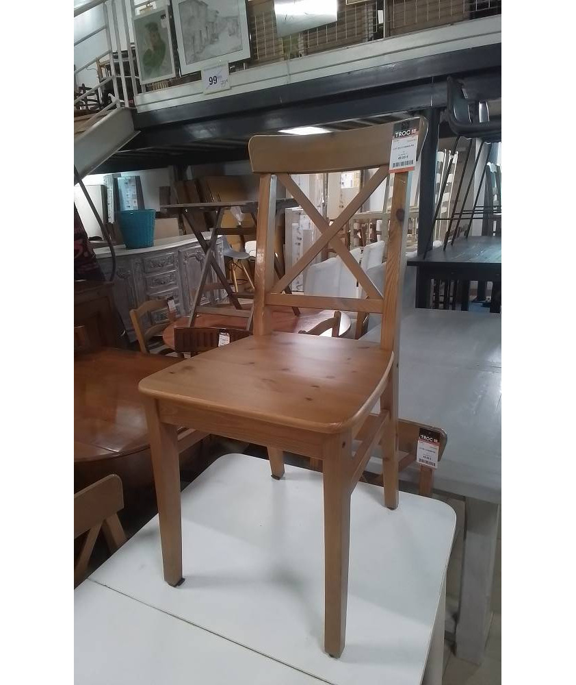LOT DE 4 CHAISES PIN