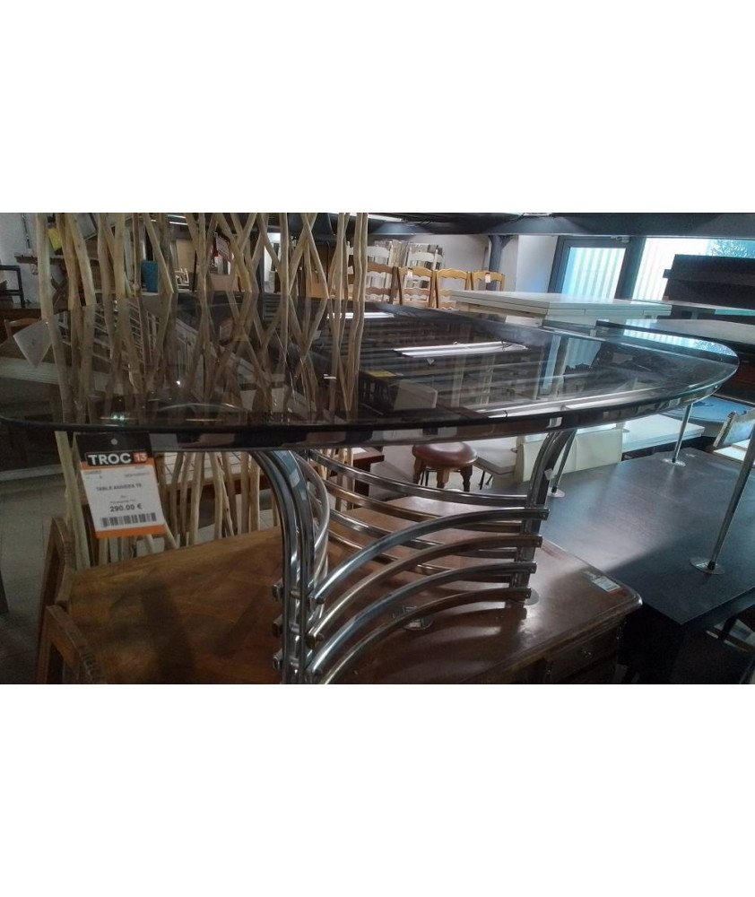 TABLE ANNEES 70