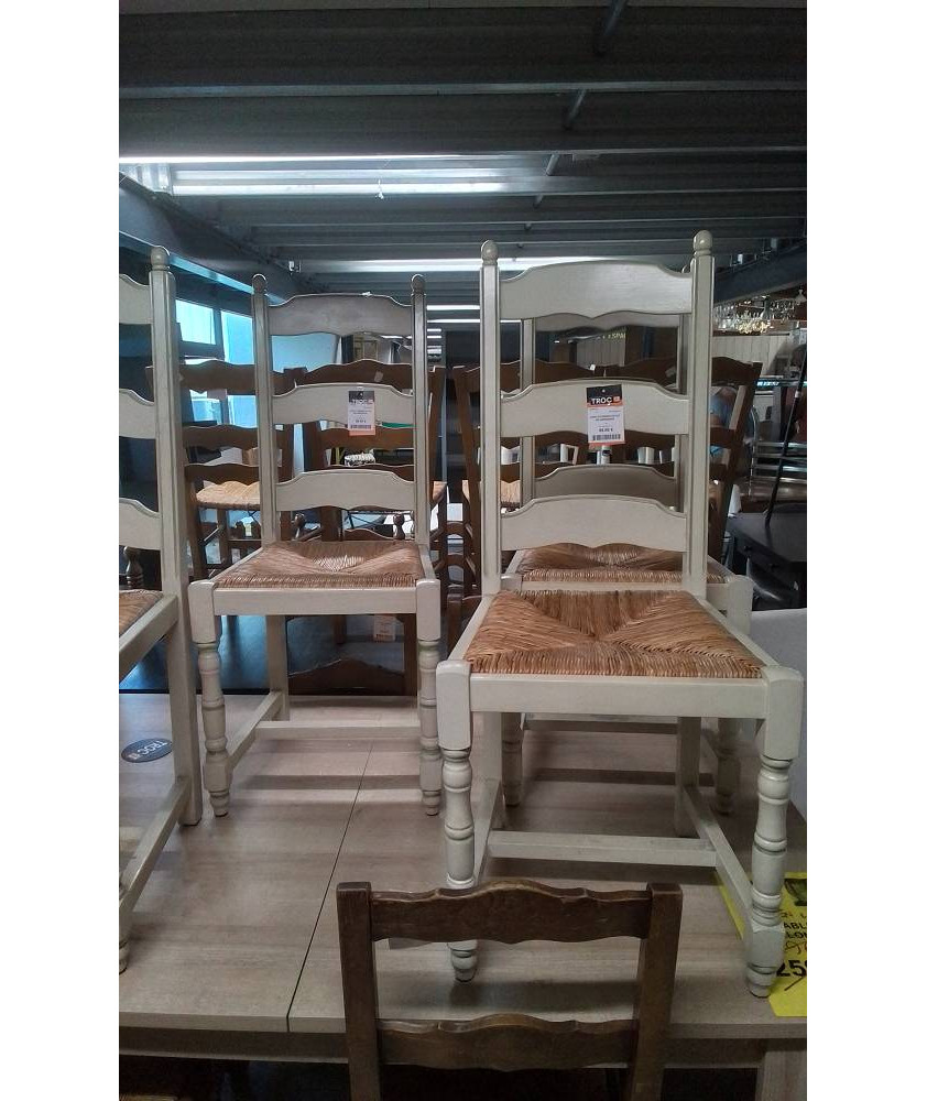 LOTE 4 CHAISES STYLE VALLBREGUES