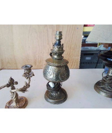 LAMPE EN LAITON 