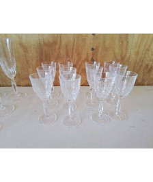 LOT DE 6 VERRES A LIQUEUR ROYAL TUDOR 