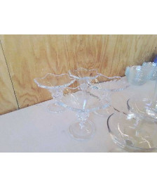 LOT DE 4 COUPES EN VERRE TULIPE