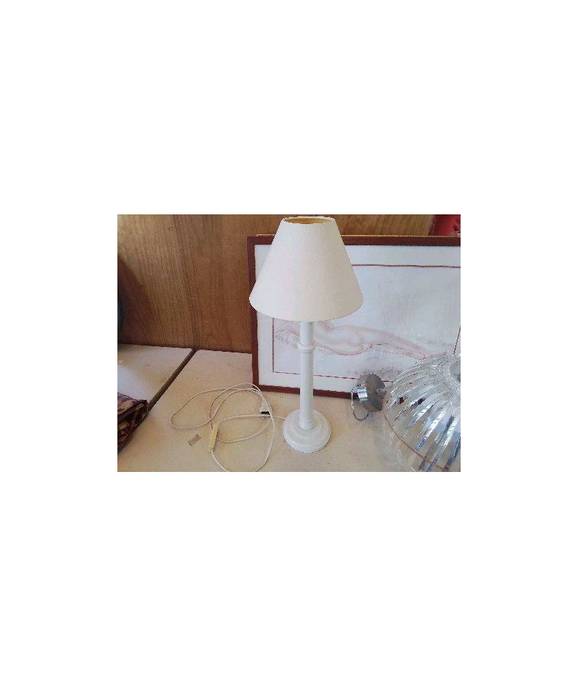 LAMPE A POSER