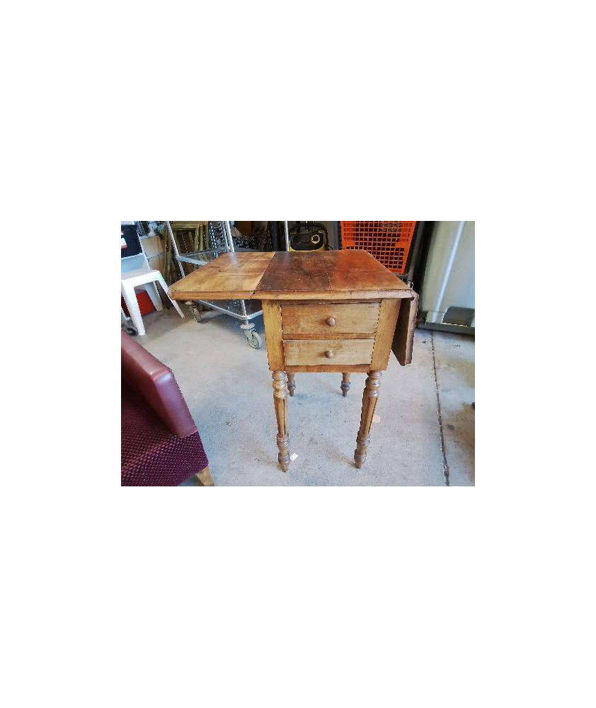 PETITE TABLE D’APPOINT