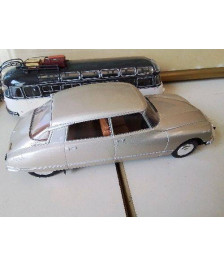 CITROËN DS23 PALLAS 1/24