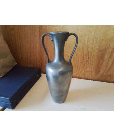 VASE EN ETAIN