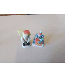 FIGURINE EN PORCELAINE 