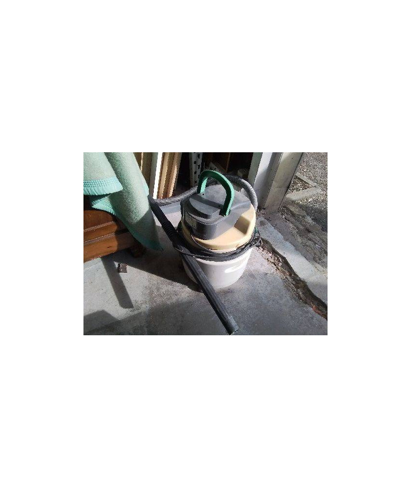 ASPIRATEUR DE CHANTIER 