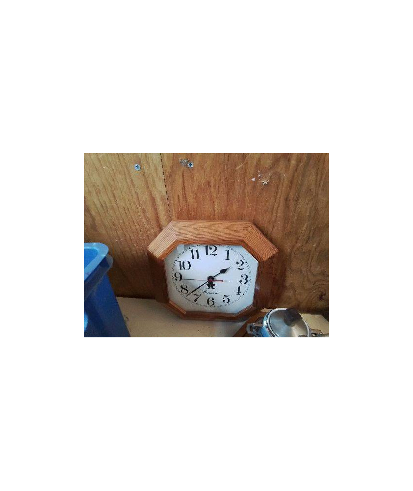 HORLOGE EN BOIS 