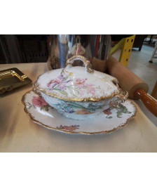 SAUCIÈRE EN PORCELAINE 