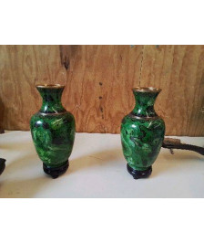  VASE ASIATIQUE VERT ÉMERAUDE EN LAITON 