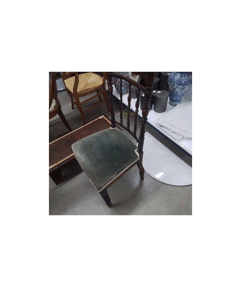 CHAISE ASSISE VERTE