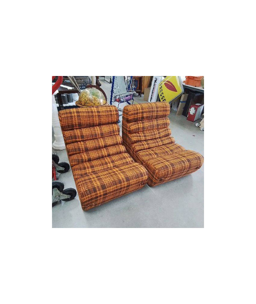 PAIRE DE CHAUFFEUSES VINTAGE ORANGE A CARREAUX