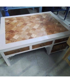 TABLE BASSE PEINTE A TIROIRS MARQUETTERIE 