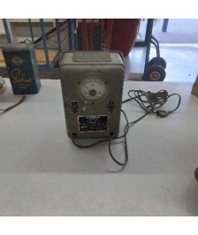CHARGEUR DE BATTERIE VINTAGE 