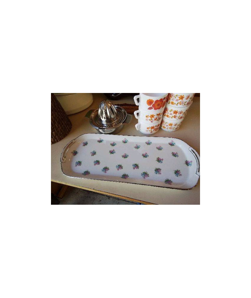 PLAT A CAKE EN PORCELAINE