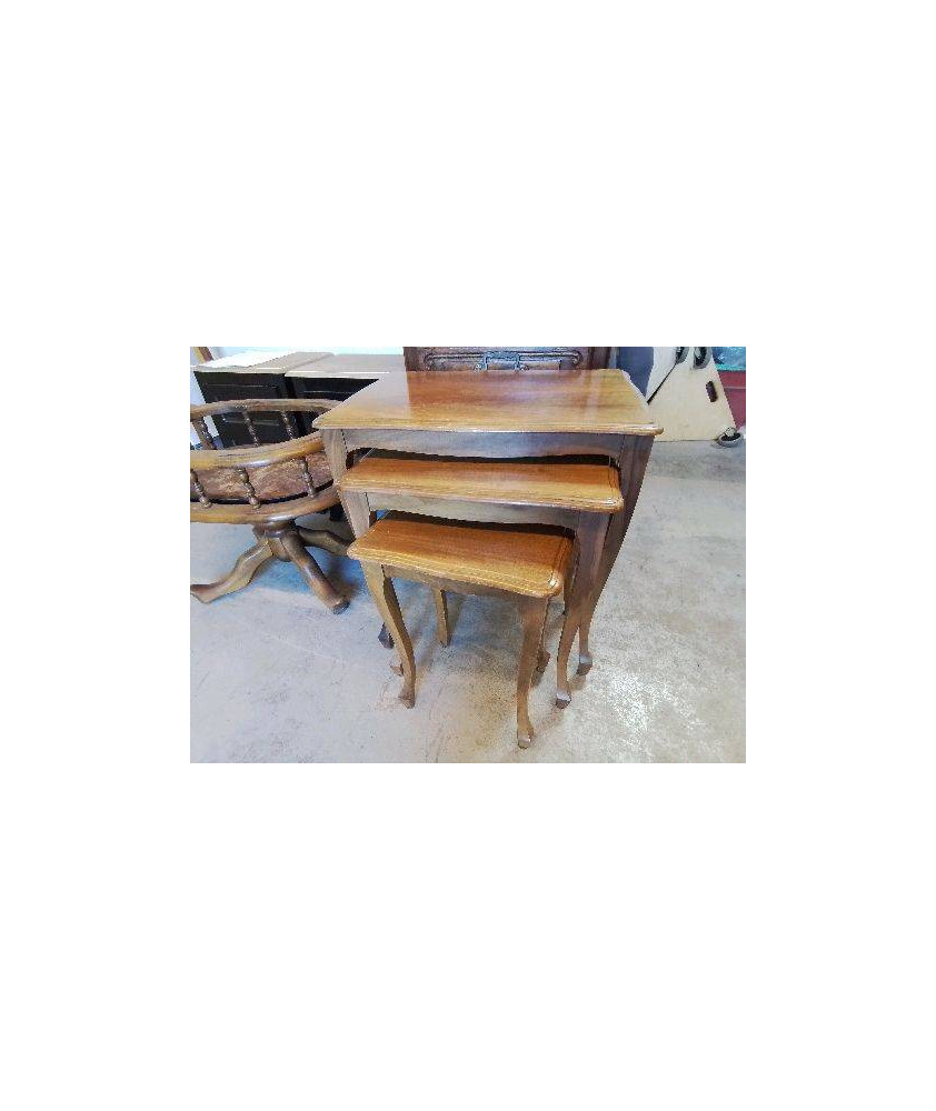 LOT DE 3 TABLES GIGOGNES 