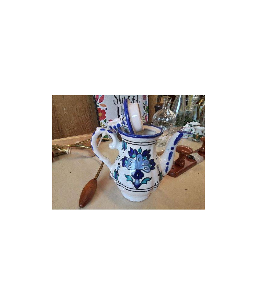 CAFETIÈRE EN PORCALAINE 