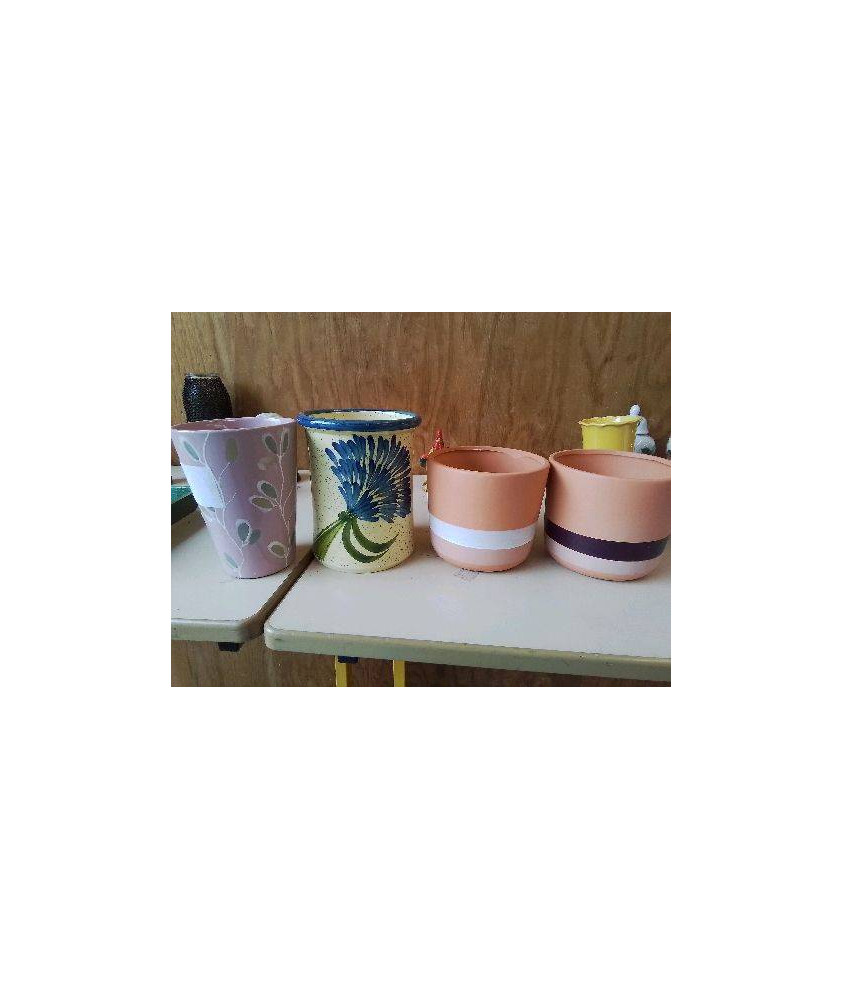 CACHE POT 