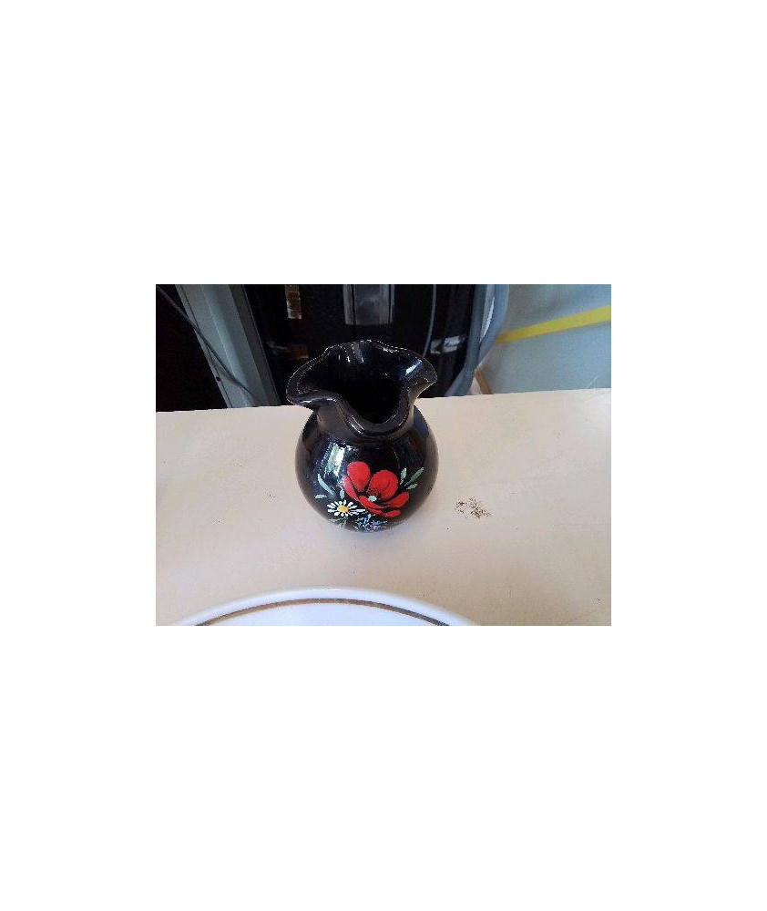 PETIT VASE NOIR A FLEURS ROUGE 