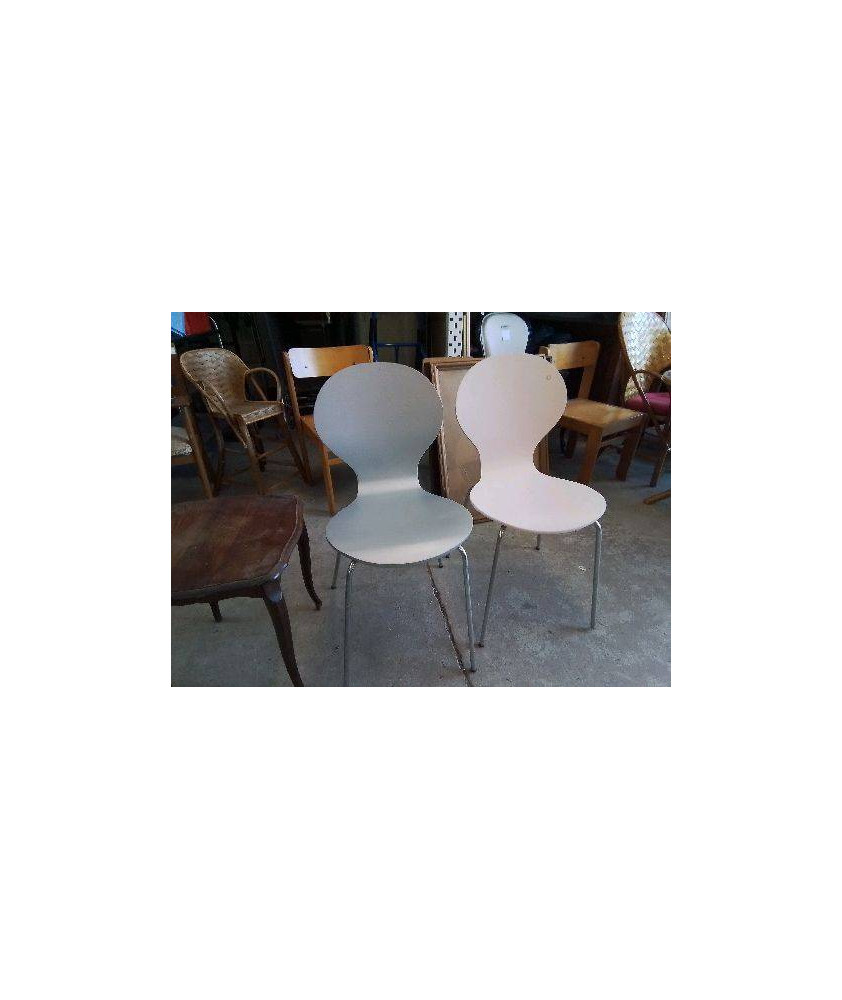 CHAISE