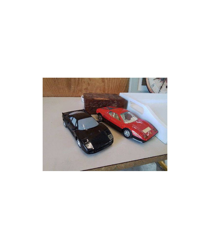 PETITE VOITURE 