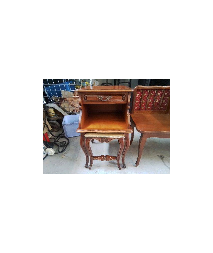MEUBLE TELEPHONE 