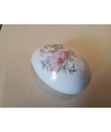 BOITE EN PORCELAINE 