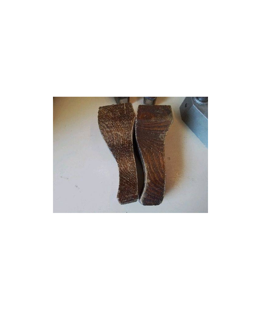 LOT DE 4 PIEDS 