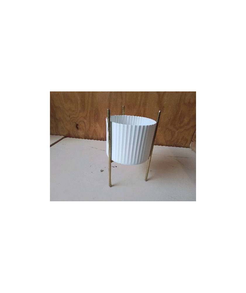 CACHE POT 