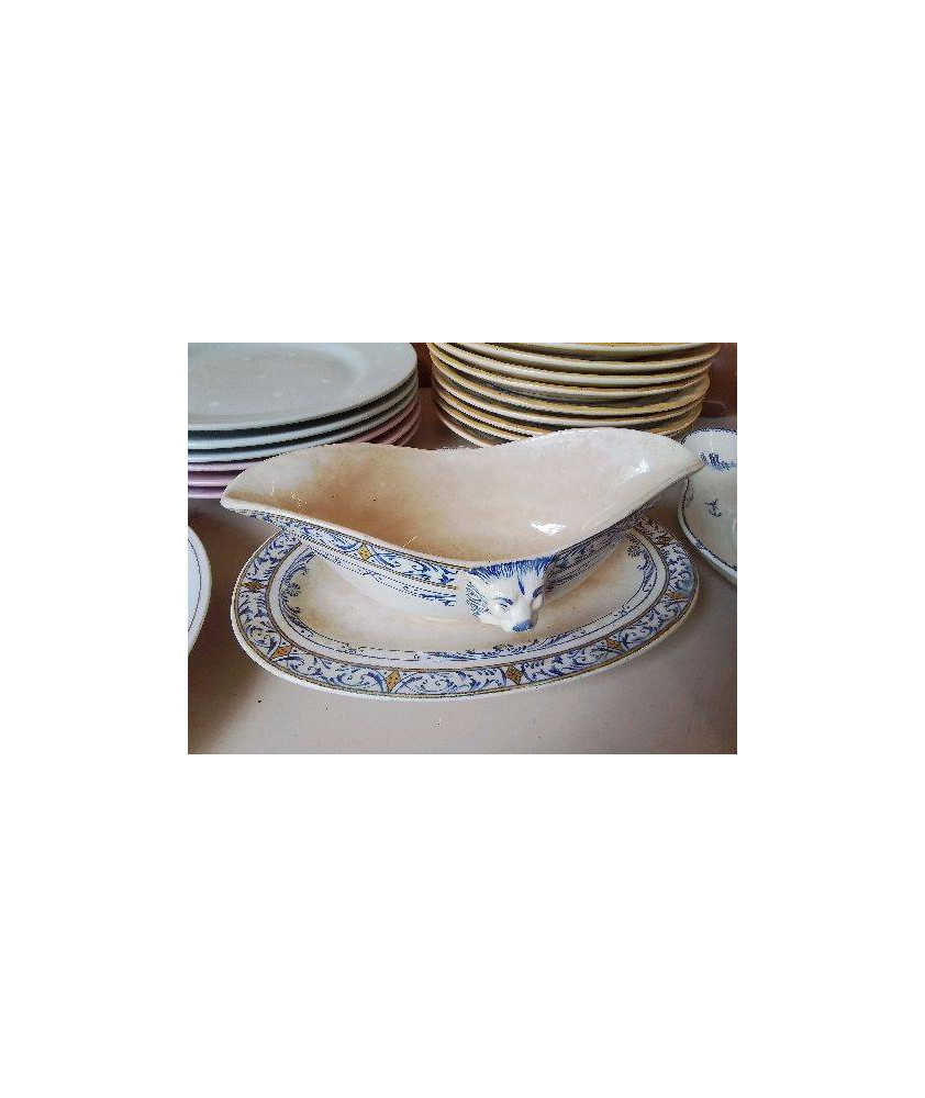SAUCIÈRE EN PORCELAINE 