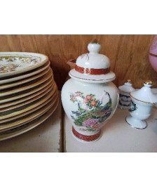 URNE EN PORCELAINE 